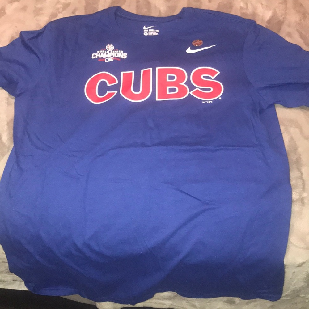 Brand new! XL Nike Cubs World Series champs Tshirt